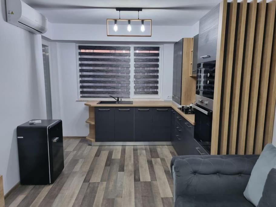 Luxury Apartments Bacău Eksteriør billede